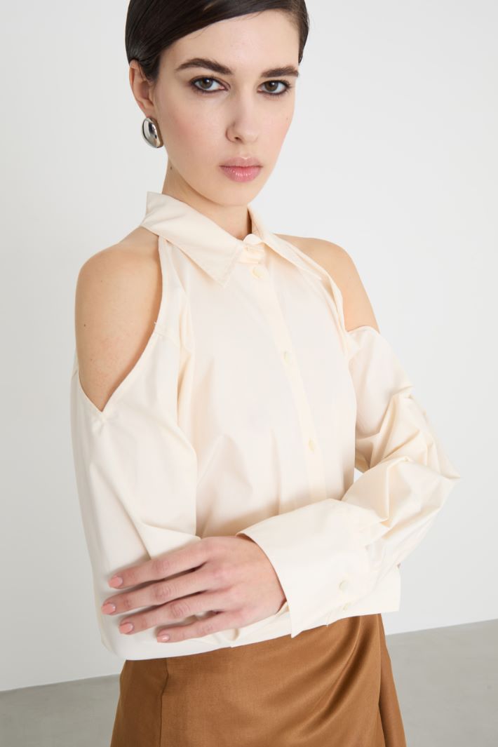 Cut-out poplin shirt Intrend - 3