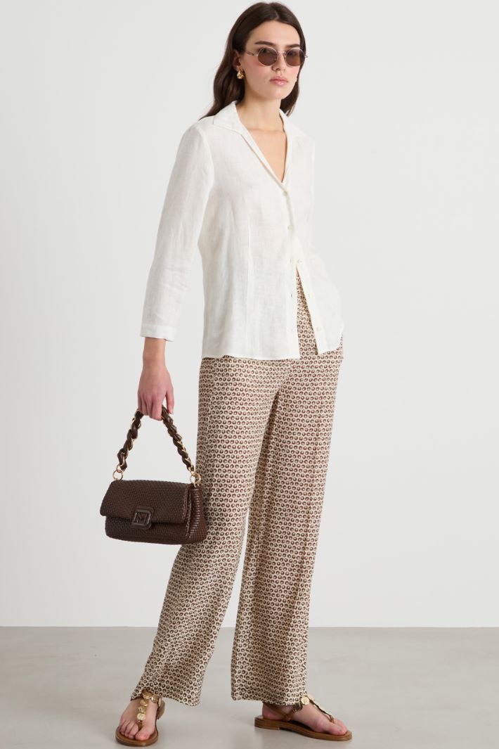 V-neck linen shirt Intrend