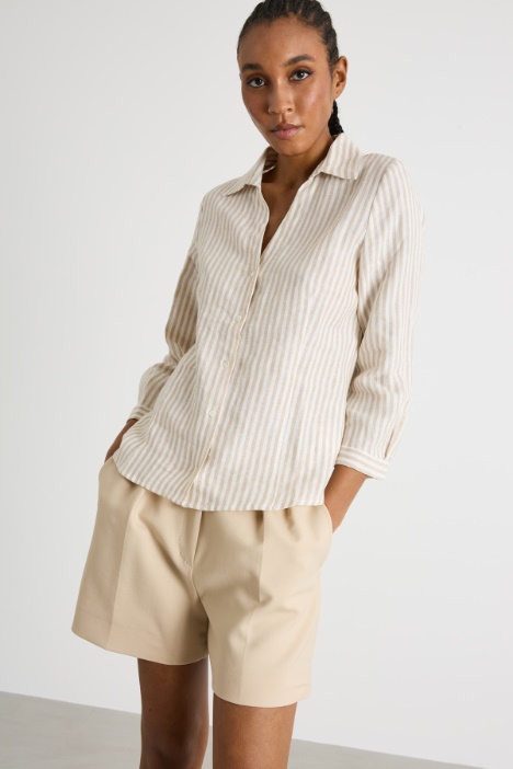 V-neck linen shirt Intrend