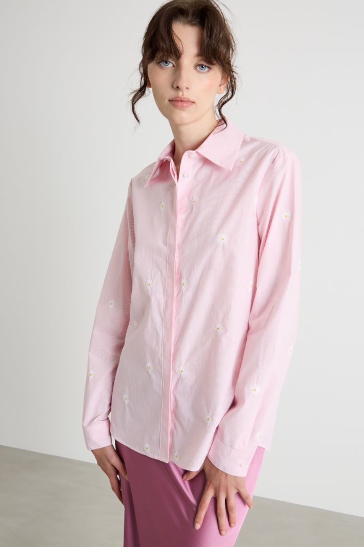 Embroidered shirt Intrend - 2