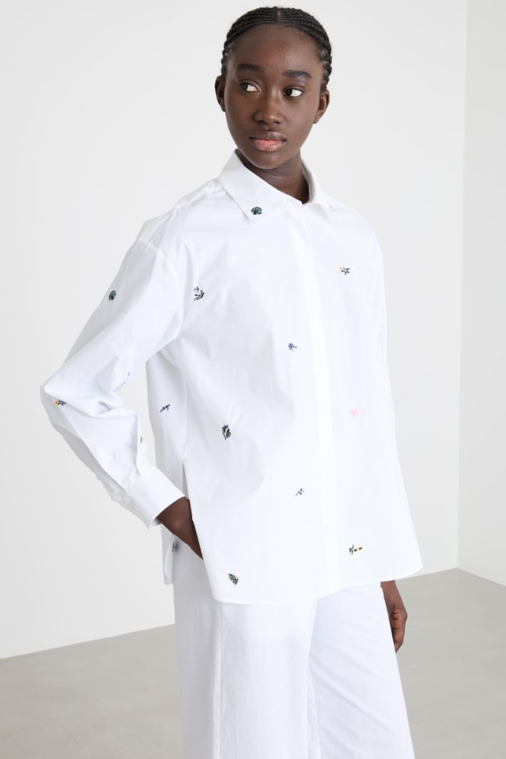 Camicia con ricami Intrend - 2