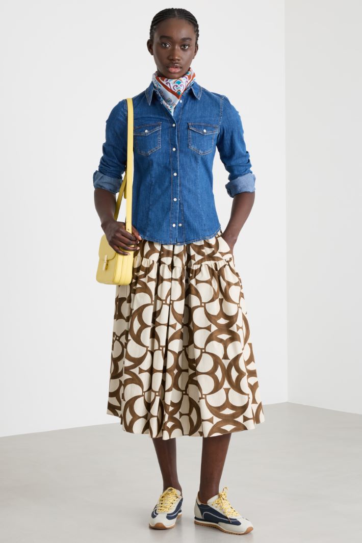 Camicia con tasche applicate Intrend