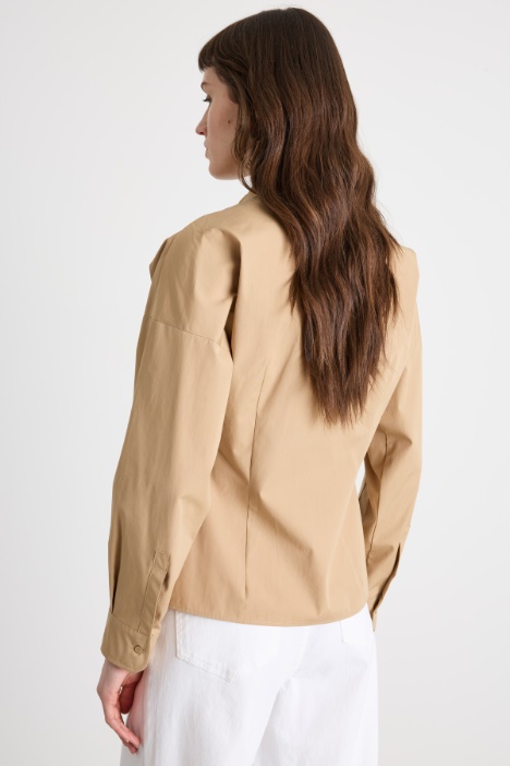 Camisa de popelina con bolsillos