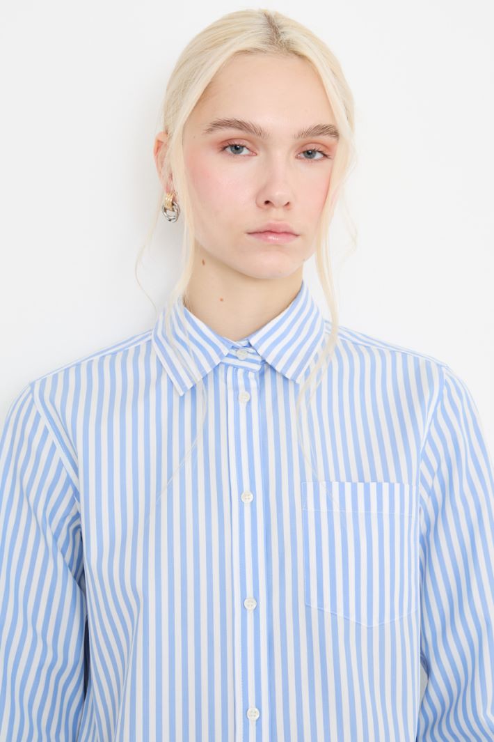 Straight-cut poplin shirt Intrend - 3