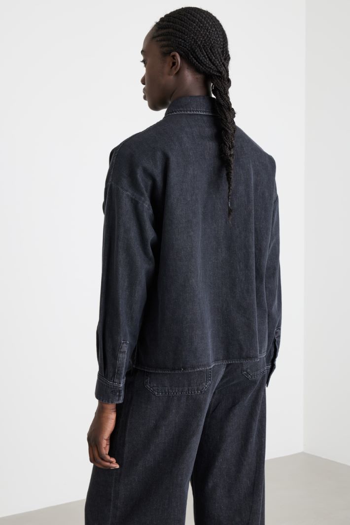 Camicia boxy con fondo asimmetrico Intrend - 4
