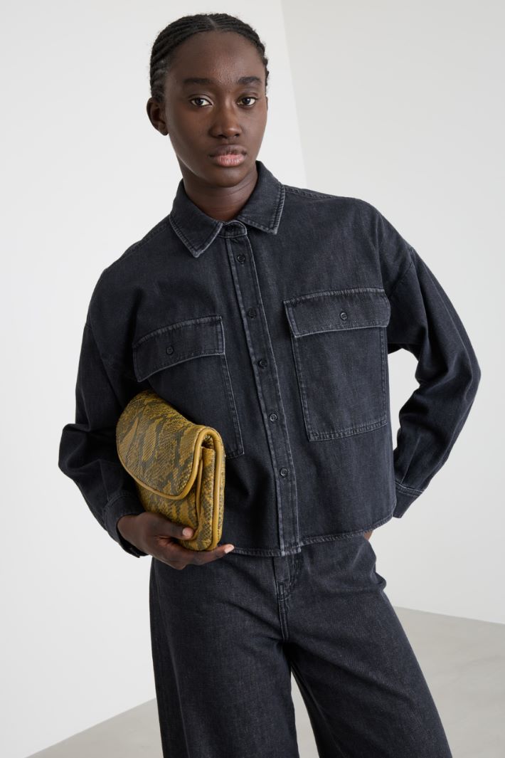 Camicia boxy con fondo asimmetrico Intrend - 2