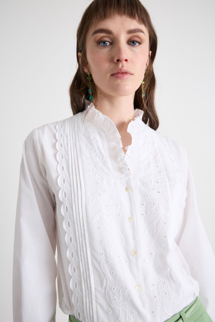 Camicia boxy con ricami Intrend - 3