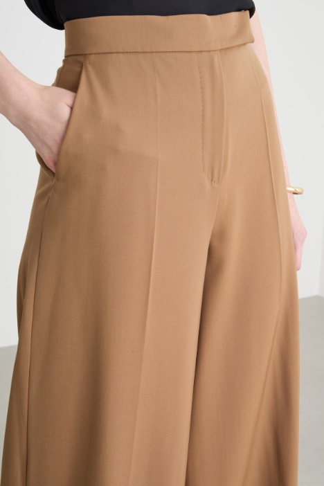 Pantalón de gabardina de lana