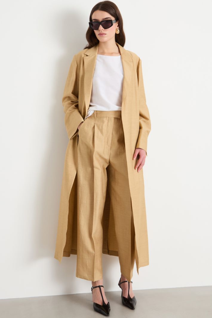 High-waisted trousers Intrend