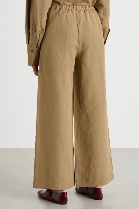 Pantalone ampio stile jogging