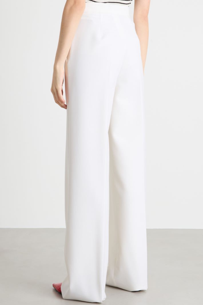 Button-detail trousers Intrend - 4