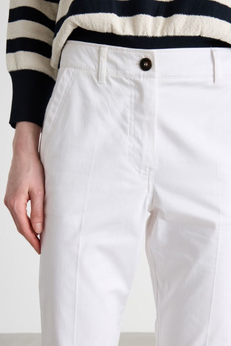Pantaloni in raso
