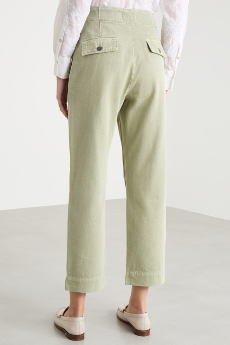 Pantalone con abbottonatura marinière