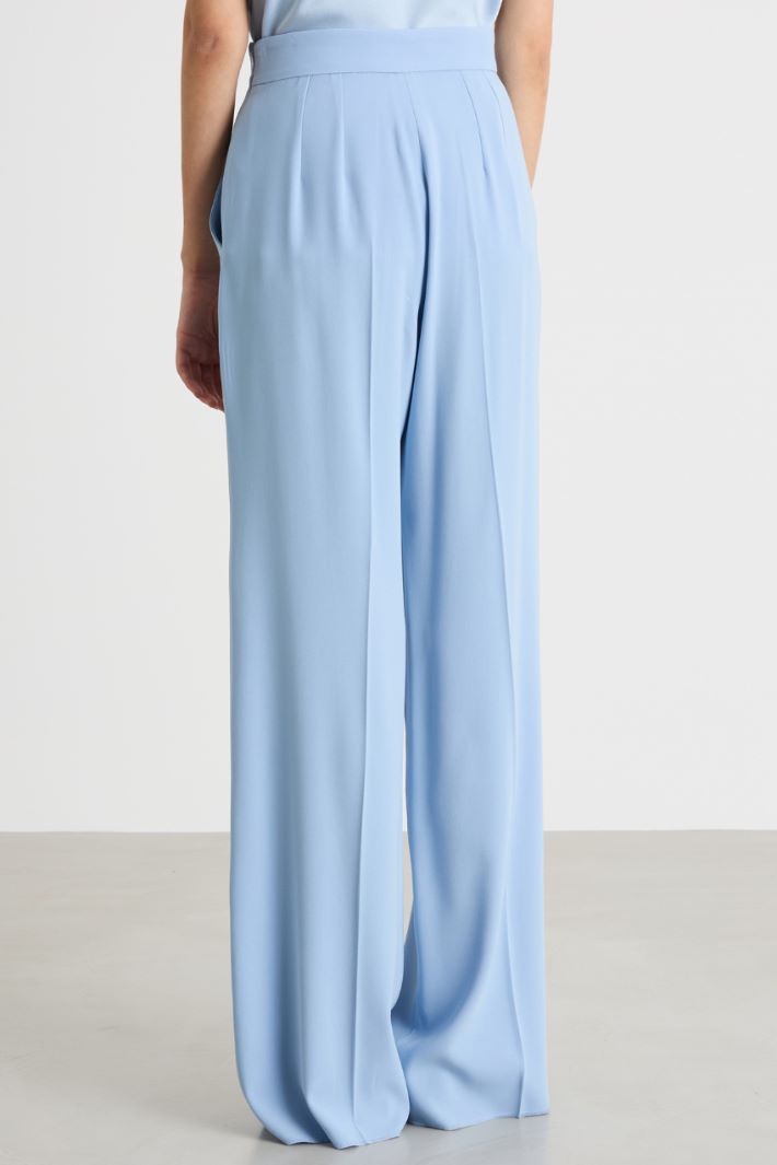 Palazzo trousers in matte satin Intrend - 4