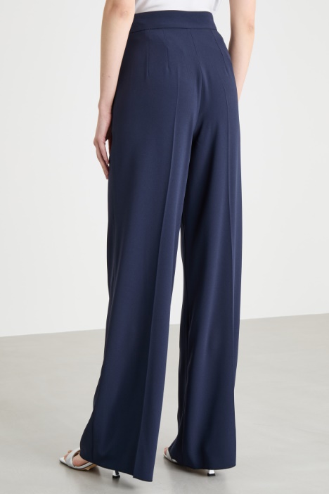 Pantalone ampio in raso opaco