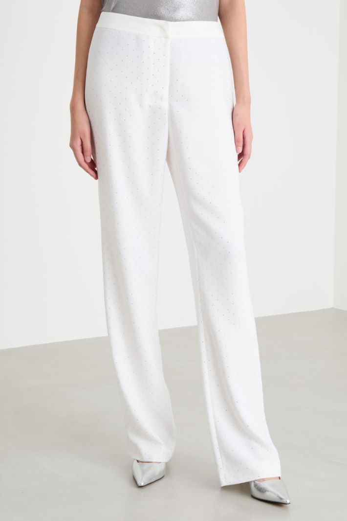 Rhinestone-embellished flare-fit trousers Intrend - 2