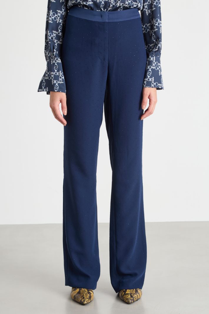 Rhinestone-embellished flare-fit trousers Intrend - 2