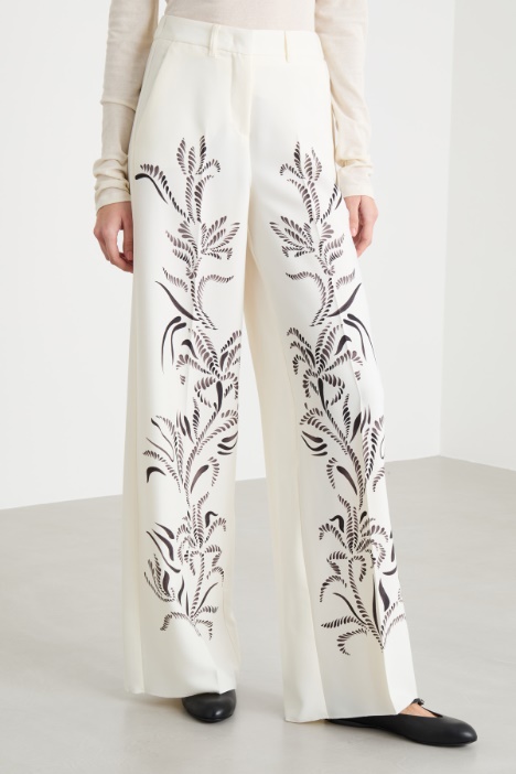 Pantalón palazzo con estampado