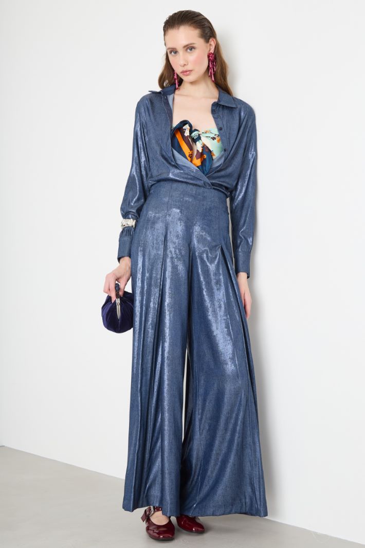 Laminated-finish trousers Intrend