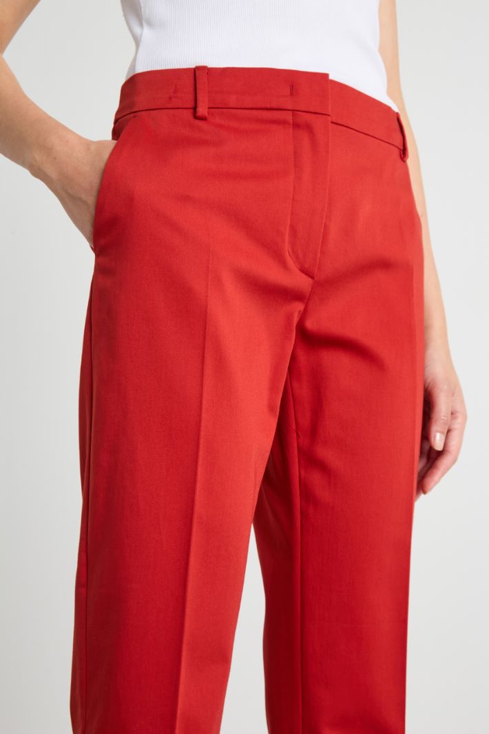 Cropped stretch-satin trousers Intrend - 3
