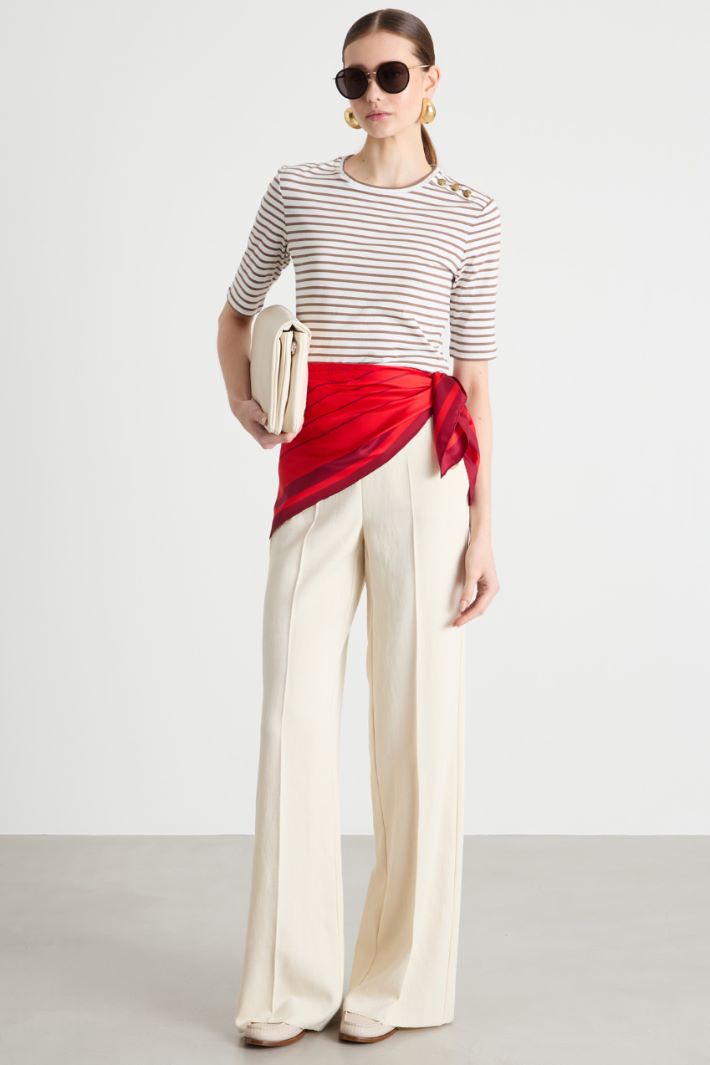 Pantalone con bottoni laterali Intrend