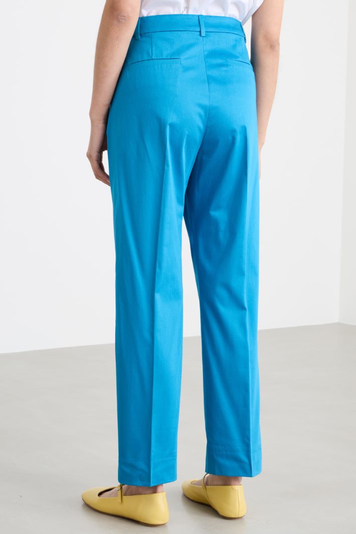 Stretch-cotton satin cigarette trousers Intrend - 4