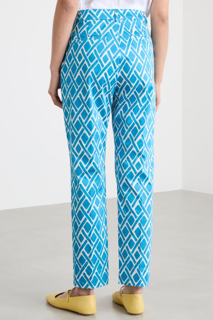 Stretch-cotton satin cigarette trousers Intrend - 4