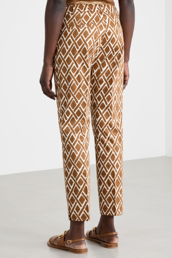 Stretch-cotton satin cigarette trousers Intrend - 4