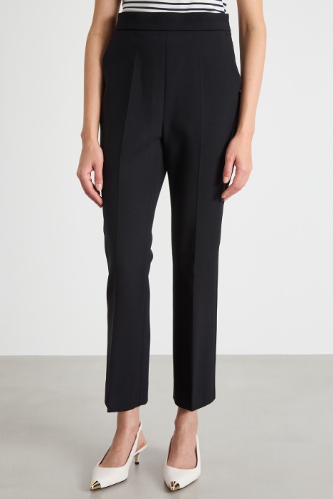 Pantalone con gamba cropped