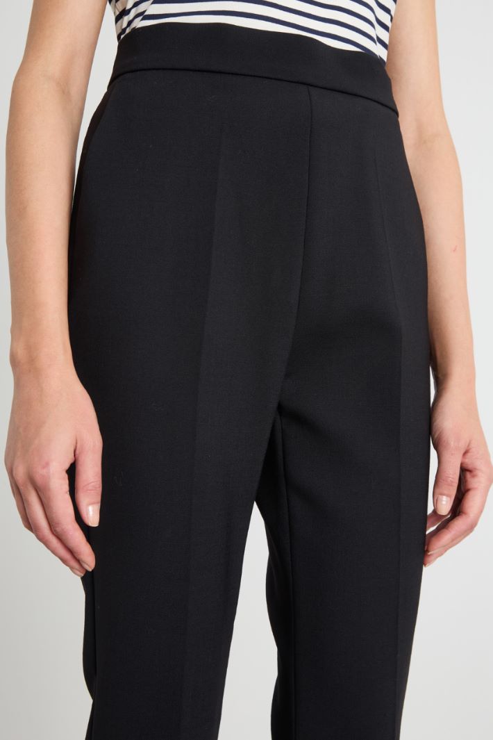 Flared cropped trousers Intrend - 3