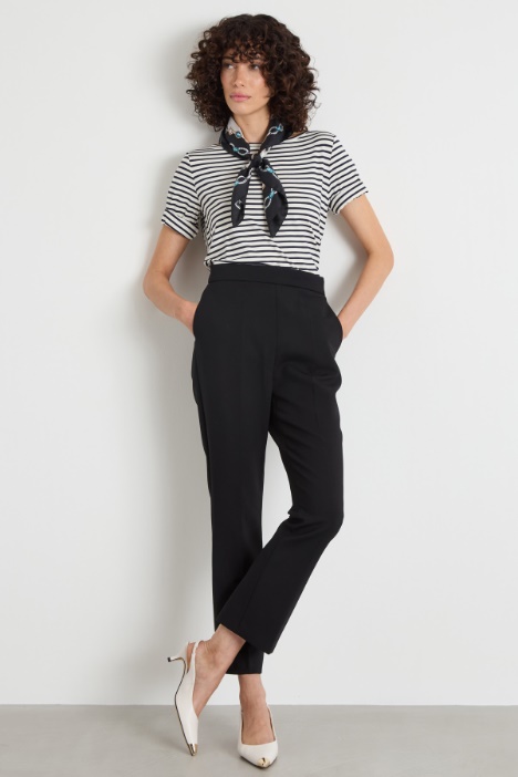 Flared cropped trousers Intrend