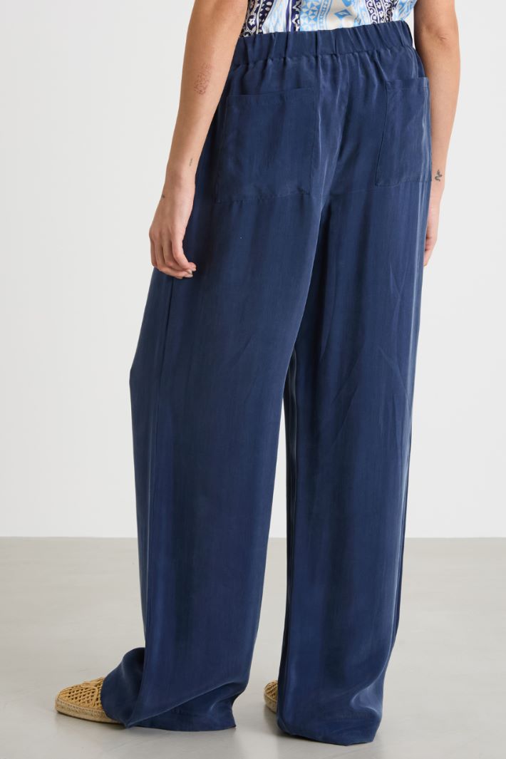 Fluid satin trousers Intrend - 4