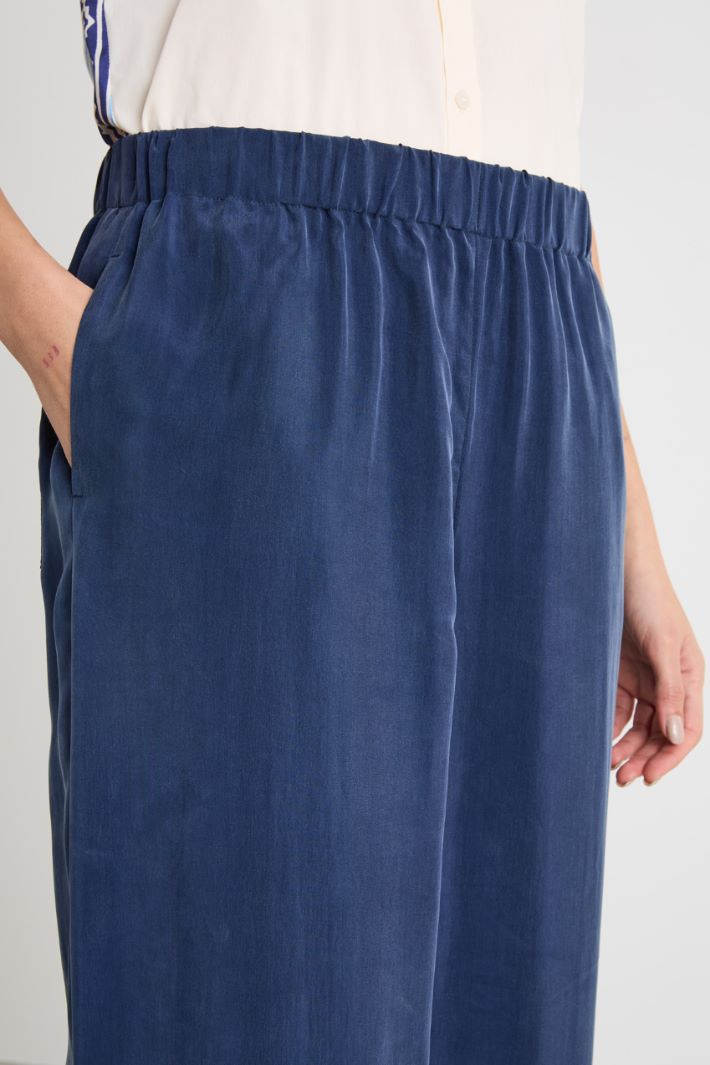 Fluid satin trousers Intrend - 3