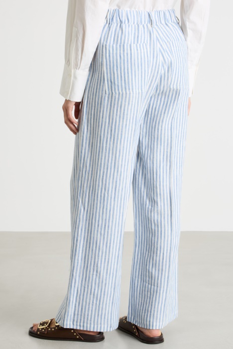 Pantalone con vita elasticizzata