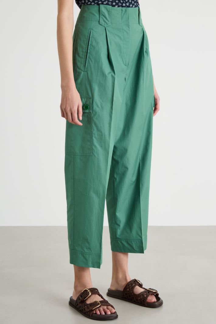 Cargo trousers in poplin Intrend - 2