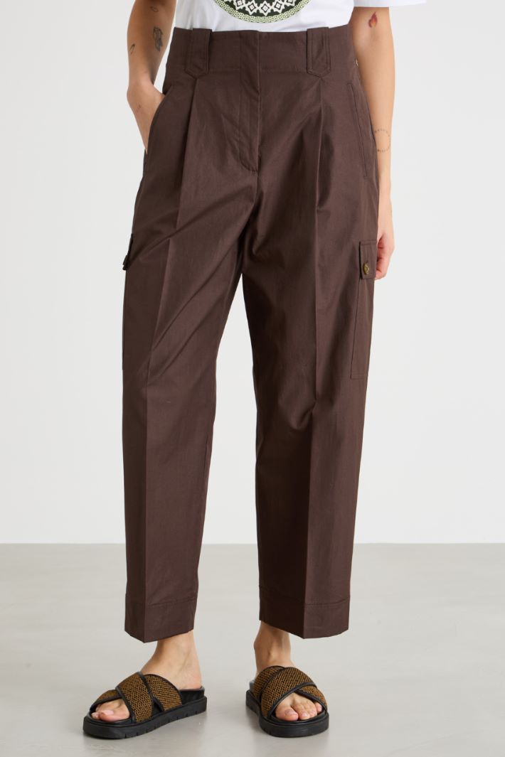 Cargo trousers in poplin Intrend - 2