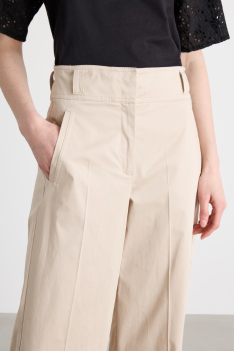 Pantalone in raso stretch