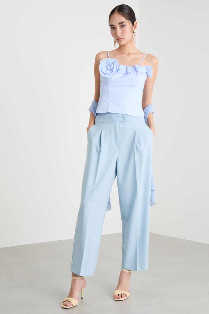 Pleated trousers Intrend