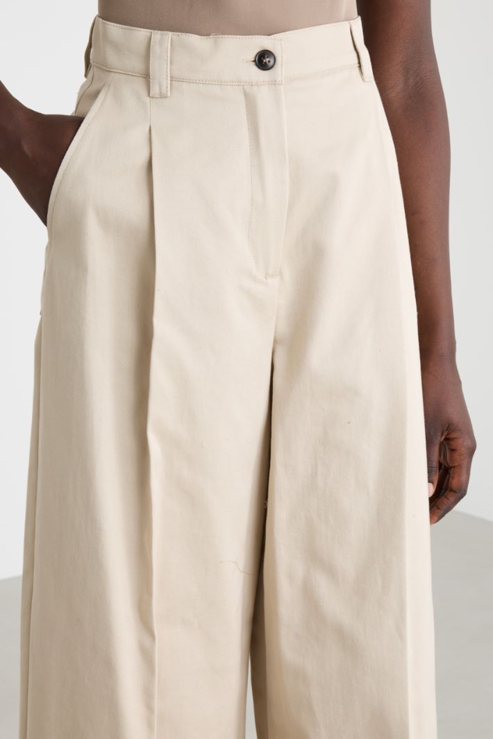 Pantalone ampio in gabardina Intrend - 3