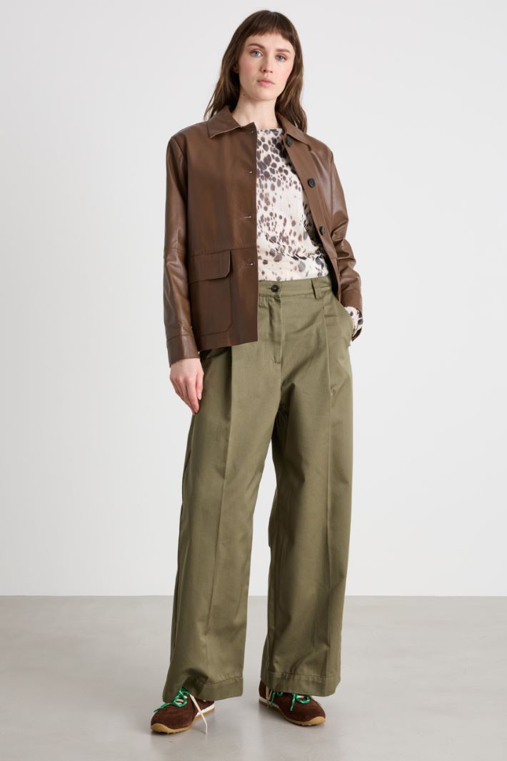 Pantalone ampio in gabardina Intrend