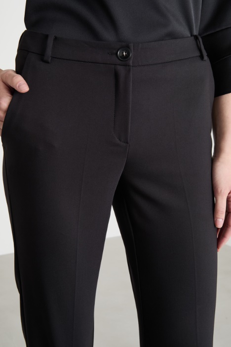 Pantalone slim in tessuto doppio