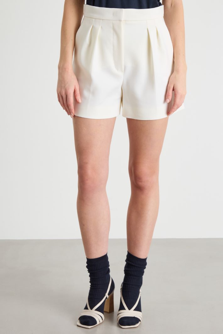 High-waisted shorts Intrend - 2