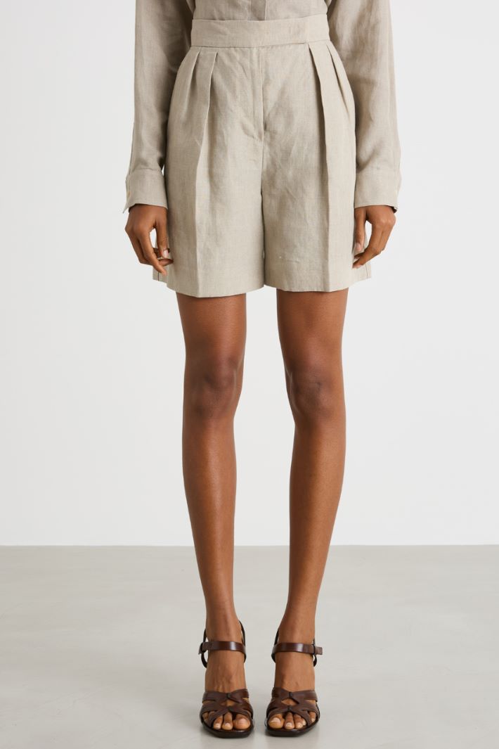 Double-pleat shorts Intrend - 2