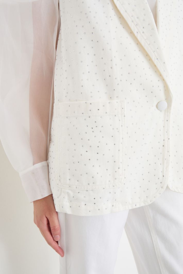 Rhinestone-embellished denim waistcoat Intrend - 3