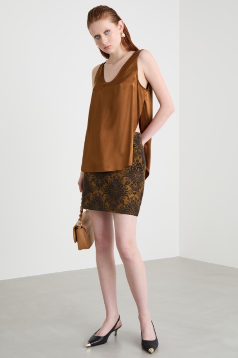 Fluid satin top Intrend