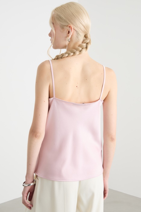 Slip top fluido