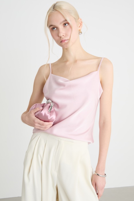 Fluid satin slip top Intrend