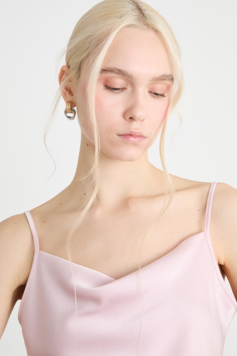 Slip top fluido