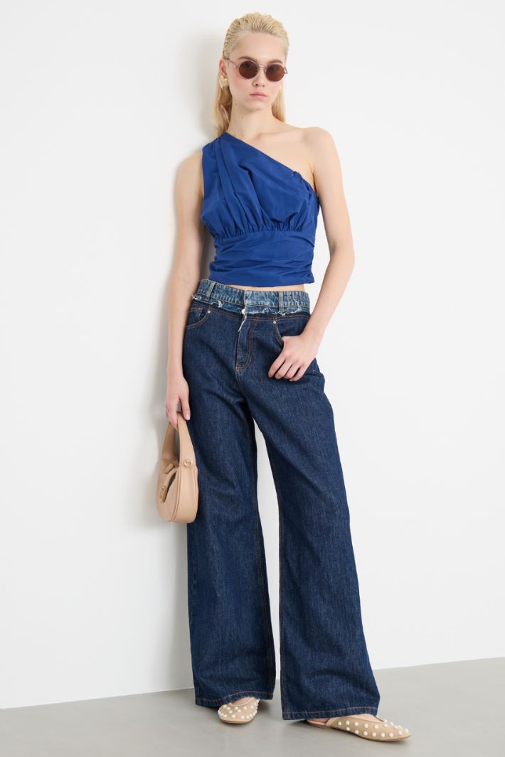 One-shoulder taffeta top Intrend