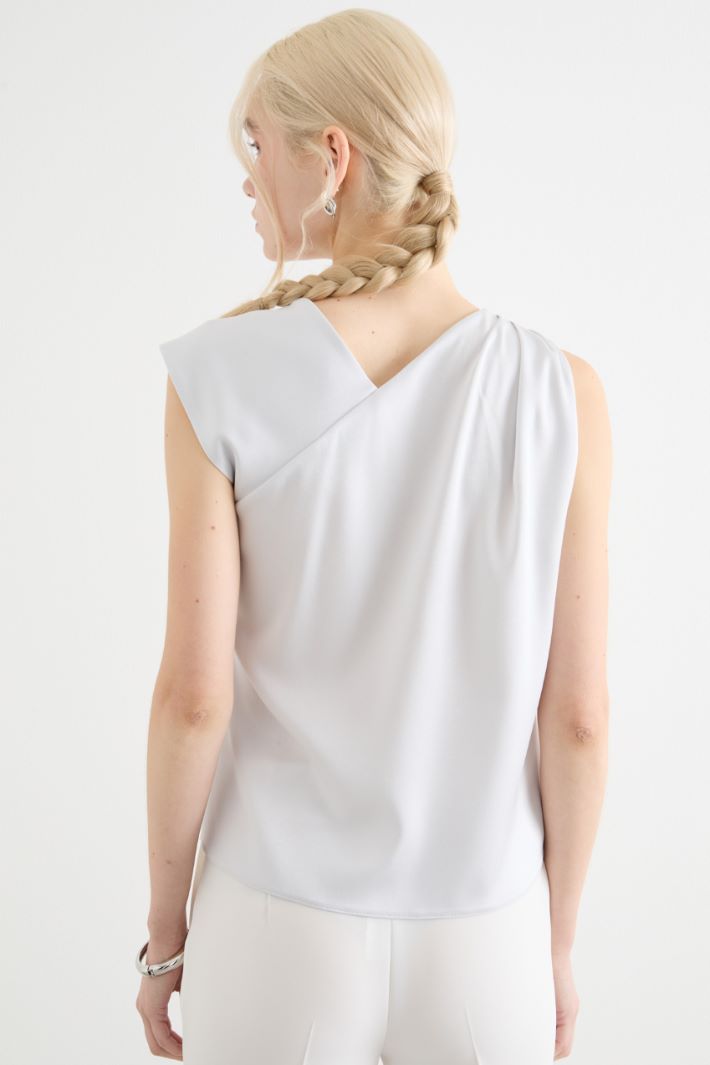 Asymmetric satin top Intrend - 4